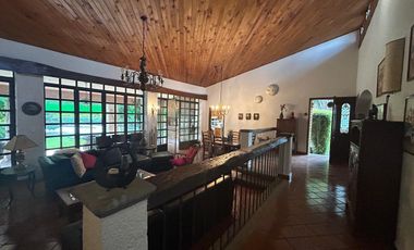 Casa en venta en Cuernavaca, Vista Hermosa, condominio, alberca, vigilancia.