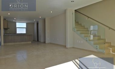 Departamento  renta  con ROOF GARDEN condominio  Corregidora Queretaro