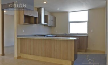 Departamento  renta  con ROOF GARDEN condominio  Corregidora Queretaro