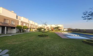 En Renta casa Real de Santa Fe