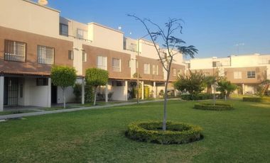 En Renta casa Real de Santa Fe