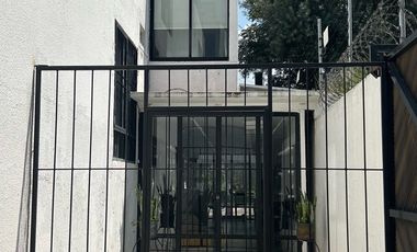 Casa comercial en renta en chapalita