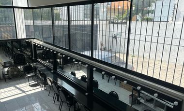 Casa comercial en renta en chapalita