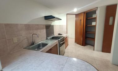 Casa en venta de un nivel con tres habitaciones y jardín en Ixtulco, Tlaxcala.