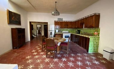 Casa 3 Recámaras en Zona Romántica – Terraza con Vista a la Montaña