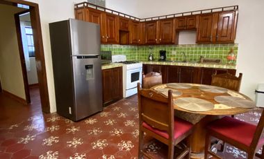 Casa 3 Recámaras en Zona Romántica – Terraza con Vista a la Montaña