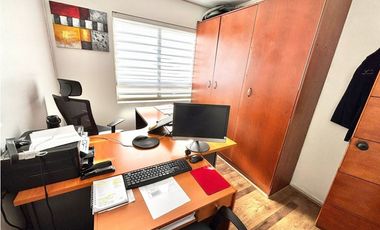 Venta Oficina Centro de Valparaíso 104 mt2 , 4 privados + Planta Libre