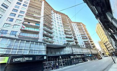 Venta Oficina Centro de Valparaíso 104 mt2 , 4 privados + Planta Libre
