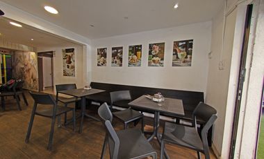 Derecho de llaves Cafetería y Heladería con juegos