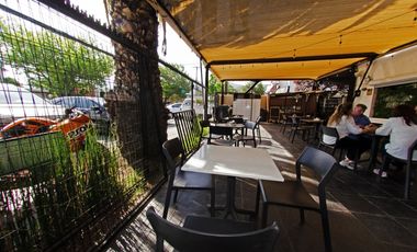 Derecho de llaves Cafetería y Heladería con juegos