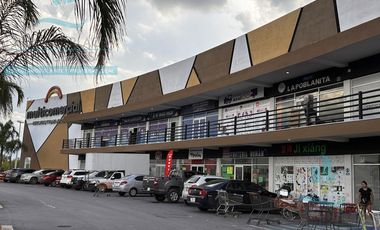 CONSULTORIO EN RENTA EN MULTICOMERCIAL APODACA