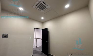 CONSULTORIO EN RENTA EN MULTICOMERCIAL APODACA