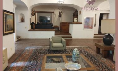 Quinta - Fraccionamiento Pedregal de las Fuentes