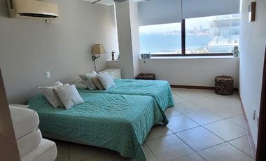 Villas Mocambo, Departamento en RENTA AMUEBLADO con vista al mar, ALBERCA, 2 recamaras