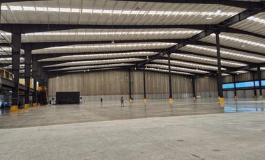 Bodega en renta de 6,700 m2 en Tlalnepantla