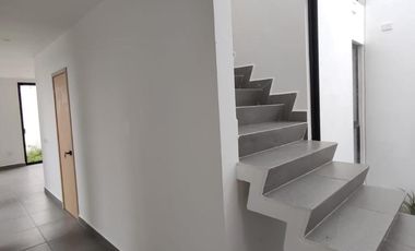 LOMAS DEL DORADO, Casa en VENTA o RENTA frente area verde