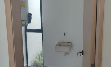 LOMAS DEL DORADO, Casa en VENTA o RENTA frente area verde