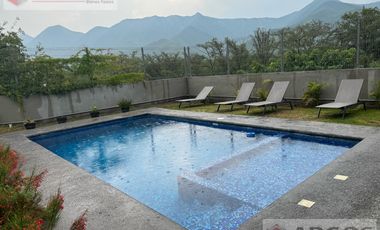 Casa en Fraccionamiento Altares Residencial