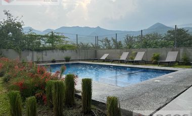 Casa en Fraccionamiento Altares Residencial