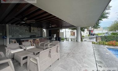 Casa en Fraccionamiento Altares Residencial