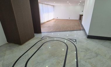 Casa con jardín Lomas de Tecamachalco