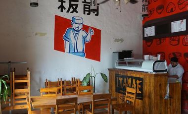 Casa atrás de la iglesia del Centro