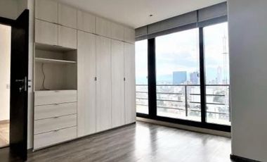 Depto. con balcón a la venta en Enquentro Patriotismo.