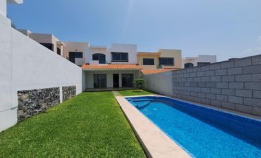 CASA EN VENTA EN LOMAS DE JIUTEPEC