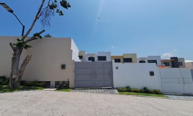CASA EN VENTA EN LOMAS DE JIUTEPEC