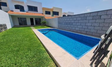 CASA EN VENTA EN LOMAS DE JIUTEPEC