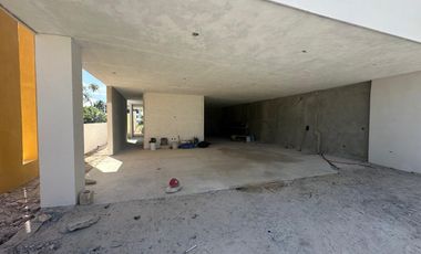 Casa de 3 recámaras en venta frente al mar en San Benito