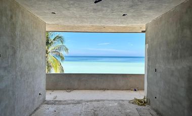 Casa de 3 recámaras en venta frente al mar en San Benito