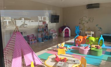 Casa en Venta en Praderas del Mayab de 3 recámaras y Piscina