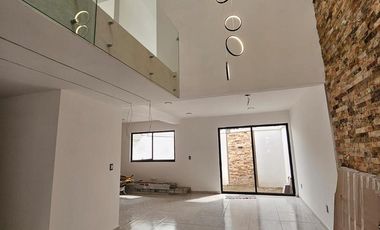 Casa en condominio Modelo Alondra, en Villas del campo, Calimaya, Estado de Mexico.