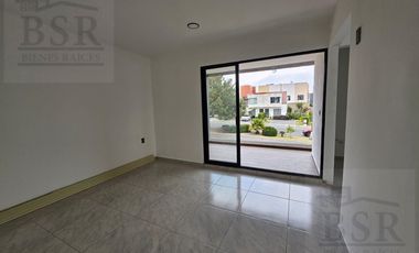 Casa en condominio Modelo Alondra, en Villas del campo, Calimaya, Estado de Mexico.