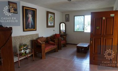 Casa con 4 departamentos en venta