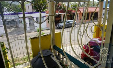 Casa con 4 departamentos en venta