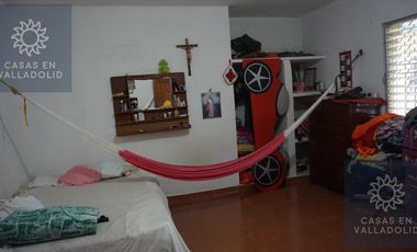 Casa con 4 departamentos en venta