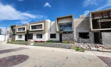 Casa en Venta Liberales de México atrás de INFONAVIT