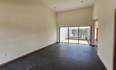 Casa en Venta en Bosques Tres Marías