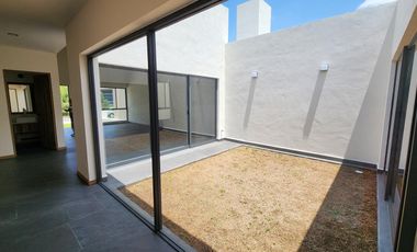 Casa en Venta en Bosques Tres Marías