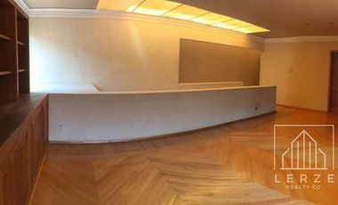 Casa en Venta en Bosques de las Lomas M