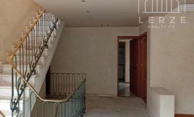 Casa en Venta en Bosques de las Lomas M