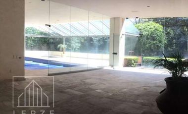 Casa en Venta en Bosques de las Lomas M