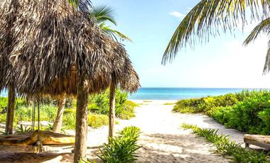 Casa Frente al Mar en Las Hermosas Playas de El Cuyo, Yucatán