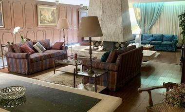 Venta Casa de Lujo en Colonia Florida: Espacios Amplios y Diseño Funcional en el