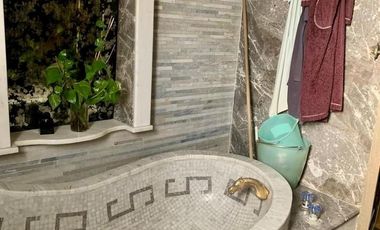 Venta Casa de Lujo en Colonia Florida: Espacios Amplios y Diseño Funcional en el