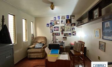 Casa tipo colonial con jardín a la venta en el Centro de Tlalpan