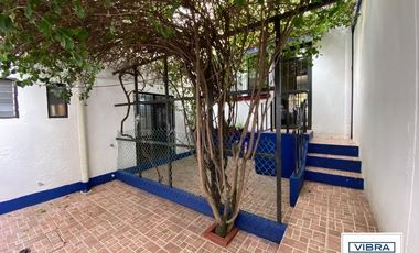 Casa tipo colonial con jardín a la venta en el Centro de Tlalpan