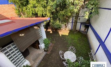 Casa tipo colonial con jardín a la venta en el Centro de Tlalpan